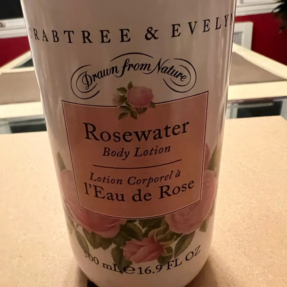 Crabtree & Evelyn brand new